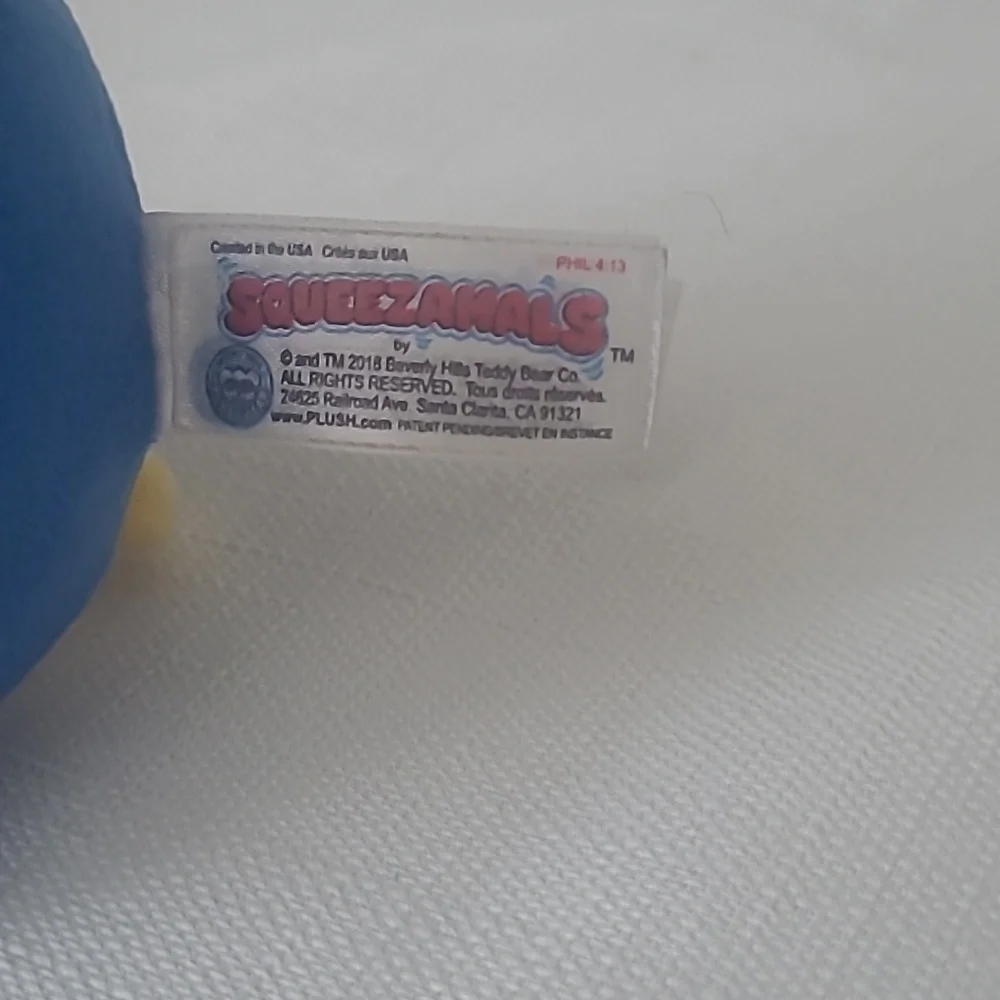 Squeezamals Plush Blue Penguin 3.5” figure Very Cute And Cuddly Big Bright Eyes - Picture 3 of 3